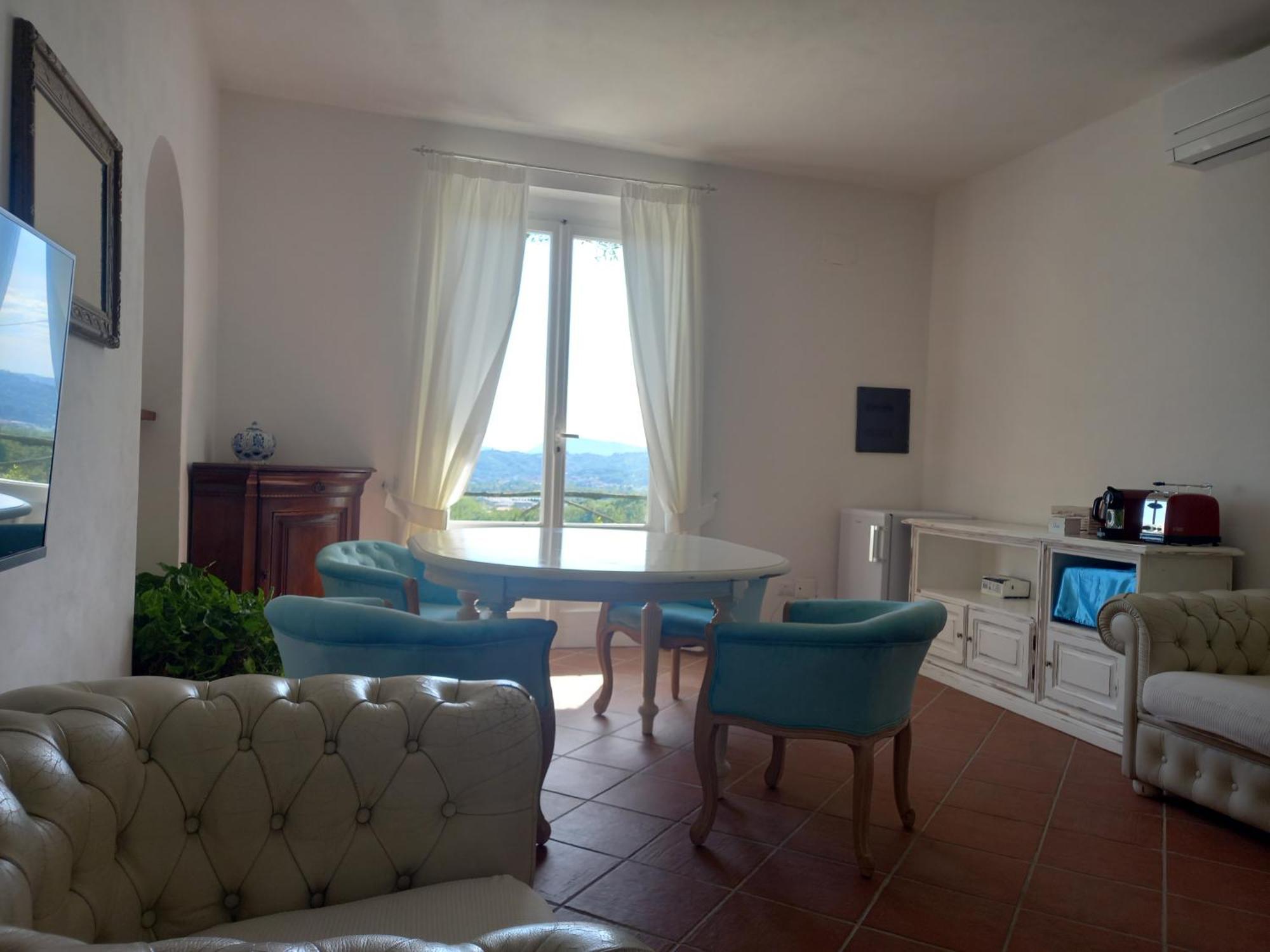 Il Colle Della Brina Otel Sarzana Dış mekan fotoğraf