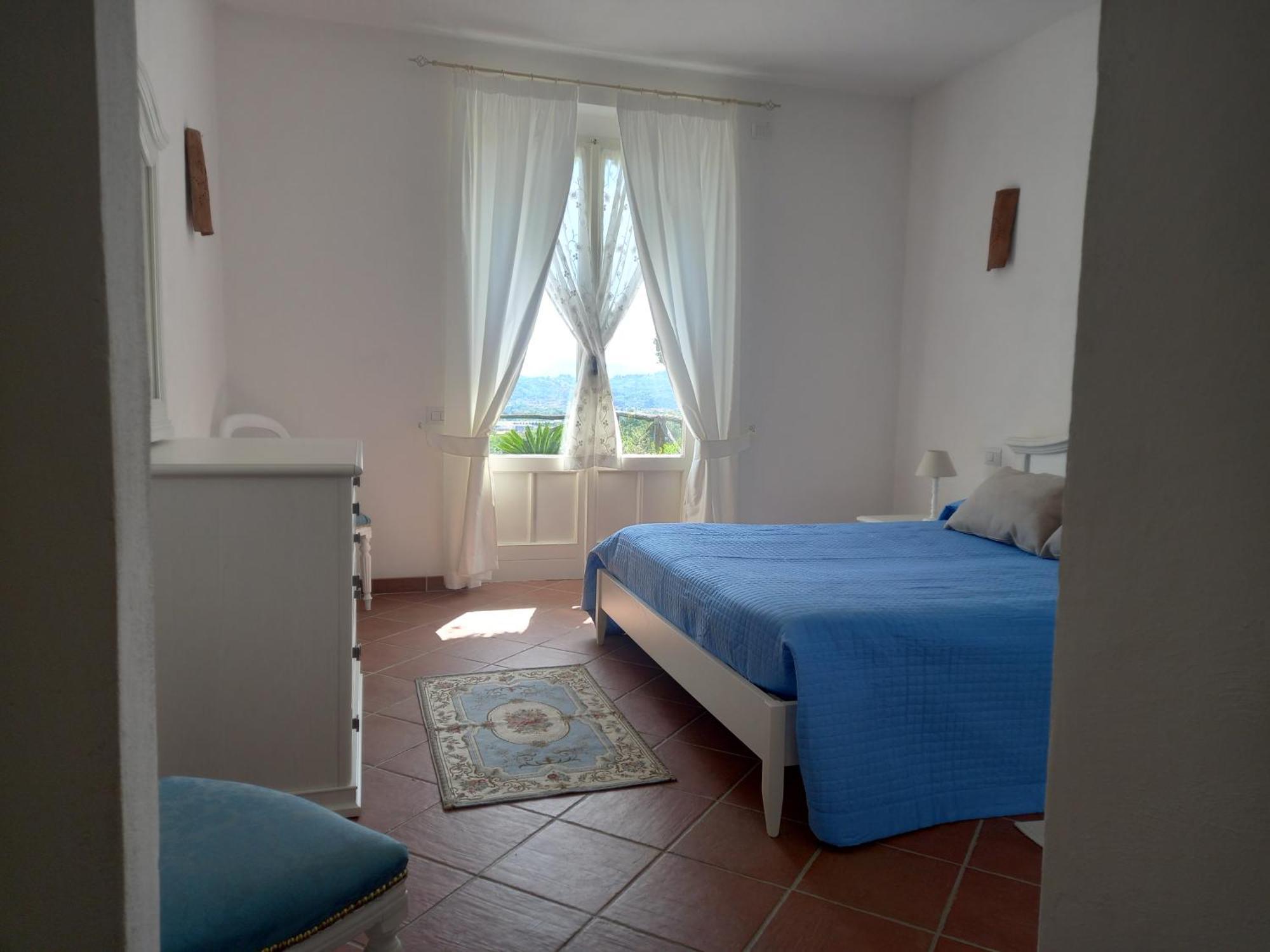 Il Colle Della Brina Otel Sarzana Oda fotoğraf